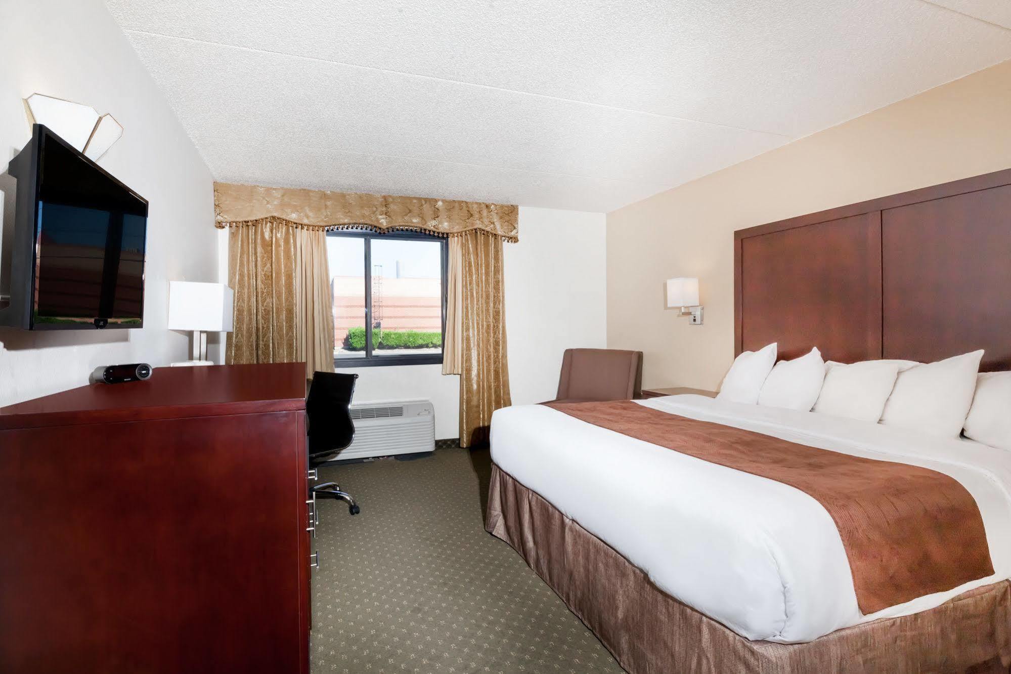 Quality Inn & Suites Clackamas - Portland Eksteriør billede